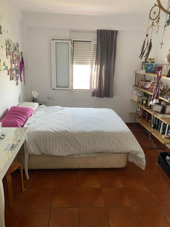 Habitacion Luminosa En Piso Compartido Mairena del Aljarafe Ngoại thất bức ảnh
